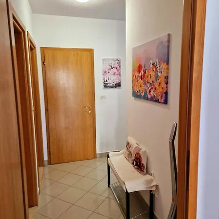Luka Apartment *