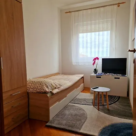 Luka Apartment