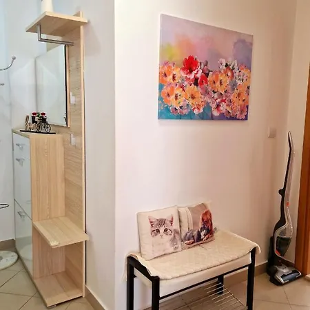 Apartment Luka *