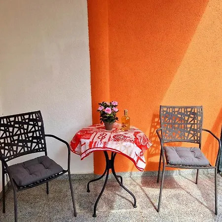 Luka Apartment Pula